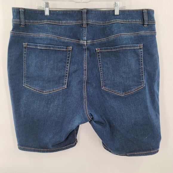 Lane Bryant Tighter Tummy High-Rise Bermuda Denim Short Size 26 PLUS - Picture 9 of 9